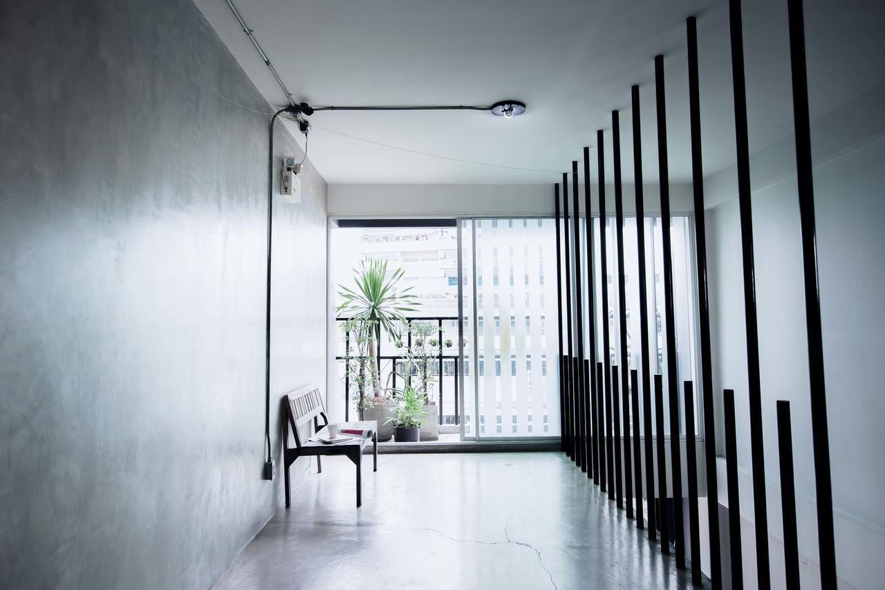 Five Stars Ratchada 19 Hostel Bangkok Bagian luar foto